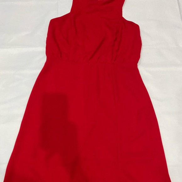 Red Carpet Size Dress, Size M - Picture 2 of 3